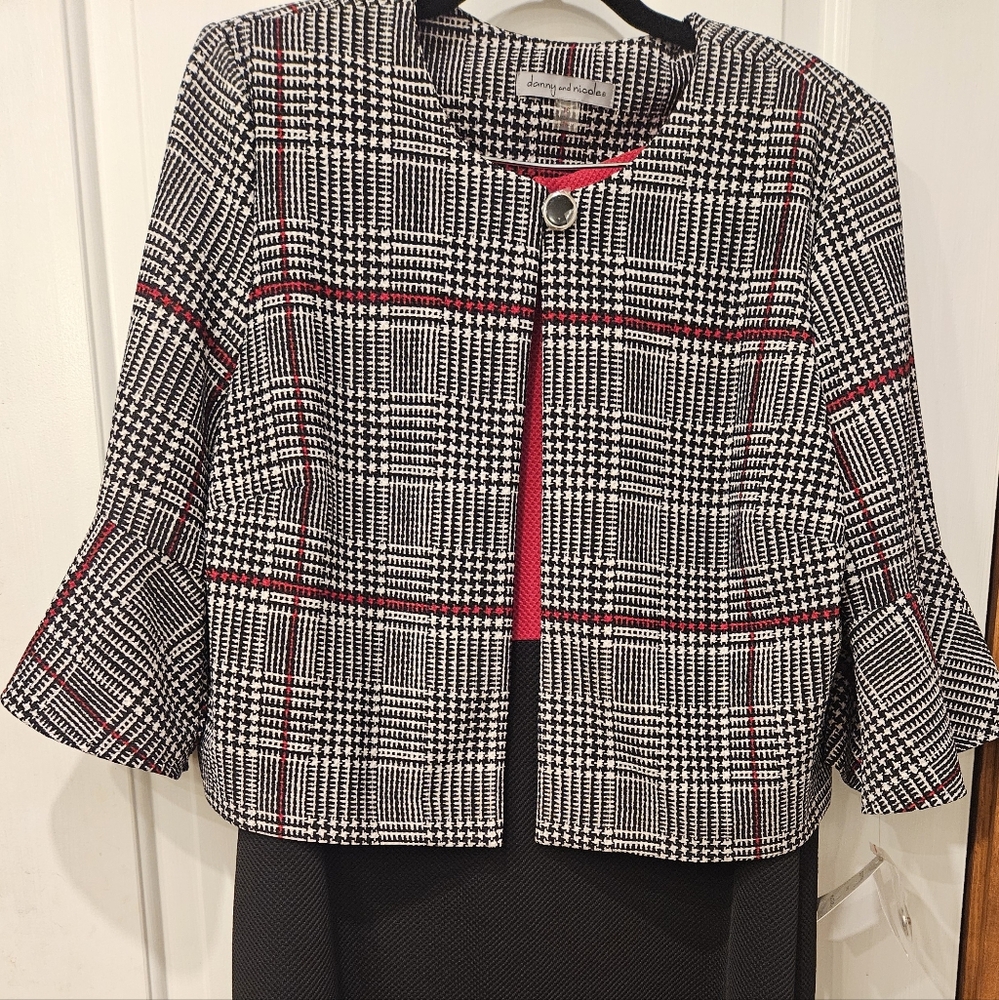Danny & Nicole Dress Size 16